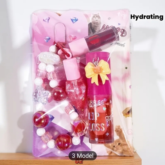 Surprise 🫢 Beauty lip bundle - Picture 11 of 15